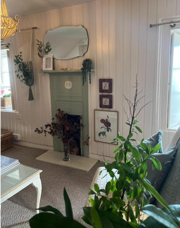 The Pink Cottage Upstairs Suite & Garden Summer Room Whitehead Exterior photo